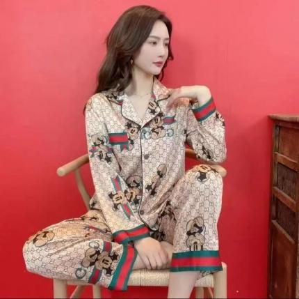 91家纺网 家纺一手货源 找家纺 （总）洛兰沙 2023新款冰丝家居服长袖套装