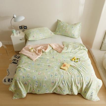 91家纺网 家纺一手货源 找家纺 有货 2023新款元气波点针织大豆被 波点露营鸭