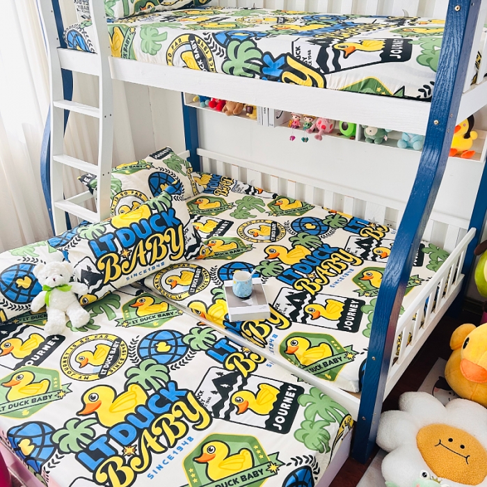 91家纺网 家纺一手货源 找家纺 小虾米 2023新款上下铺小黄鸭系列全棉床笠（可定制） 假日鸭