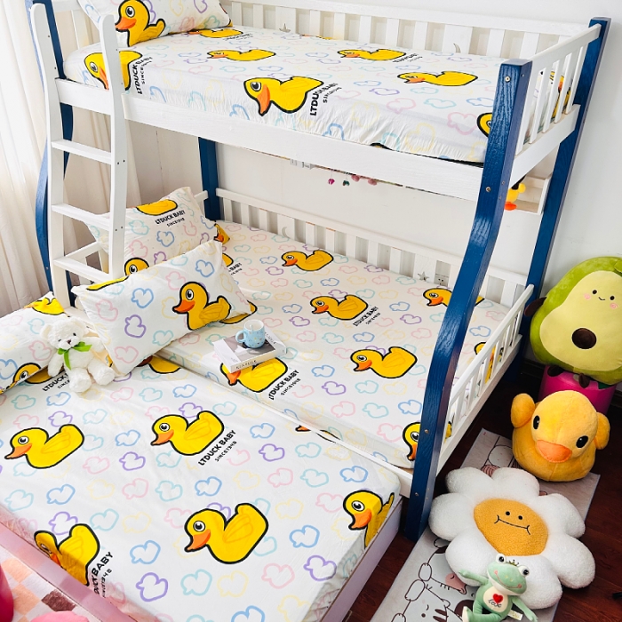 91家纺网 家纺一手货源 找家纺 小虾米 2023新款上下铺小黄鸭系列全棉床笠（可定制） 五彩缤纷