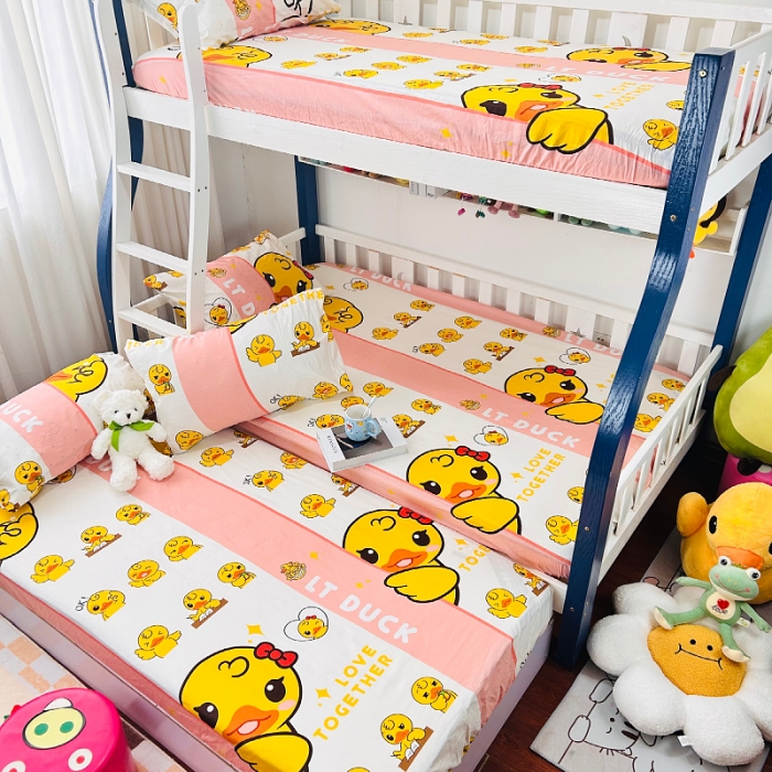 91家纺网 家纺一手货源 找家纺 小虾米 2023新款上下铺小黄鸭系列全棉床笠（可定制） 羞涩鸭