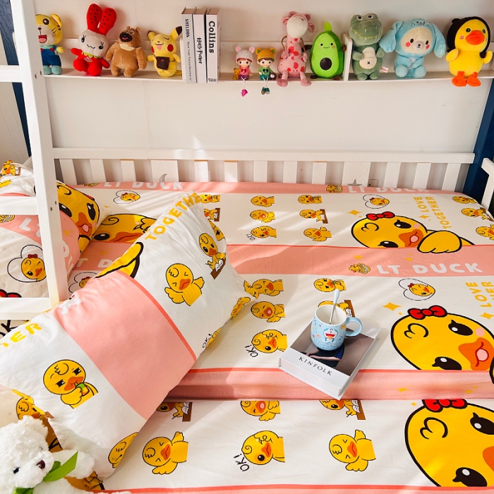 91家纺网 家纺一手货源 找家纺 小虾米 2023新款上下铺小黄鸭系列全棉床笠（可定制） 羞涩鸭