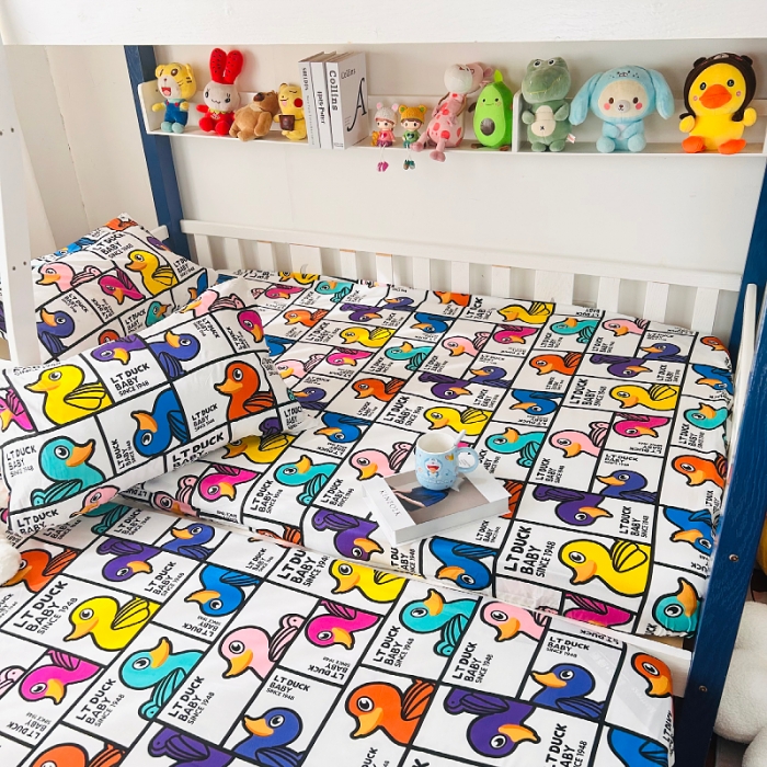 91家纺网 家纺一手货源 找家纺 小虾米 2023新款上下铺小黄鸭系列全棉床笠（可定制） 摇滚鸭