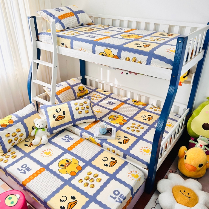 91家纺网 家纺一手货源 找家纺 小虾米 2023新款上下铺小黄鸭系列全棉床笠（可定制） 英伦格调