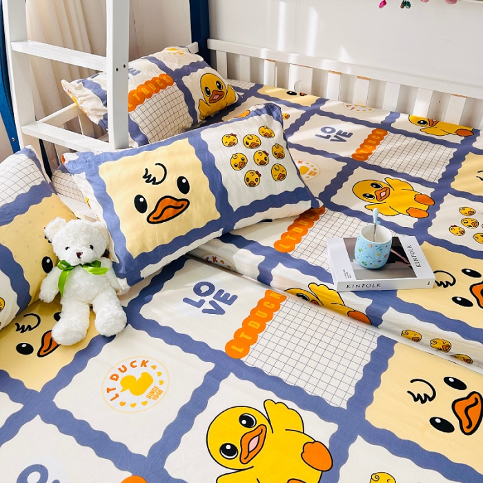 91家纺网 家纺一手货源 找家纺 小虾米 2023新款上下铺小黄鸭系列全棉床笠（可定制） 英伦格调