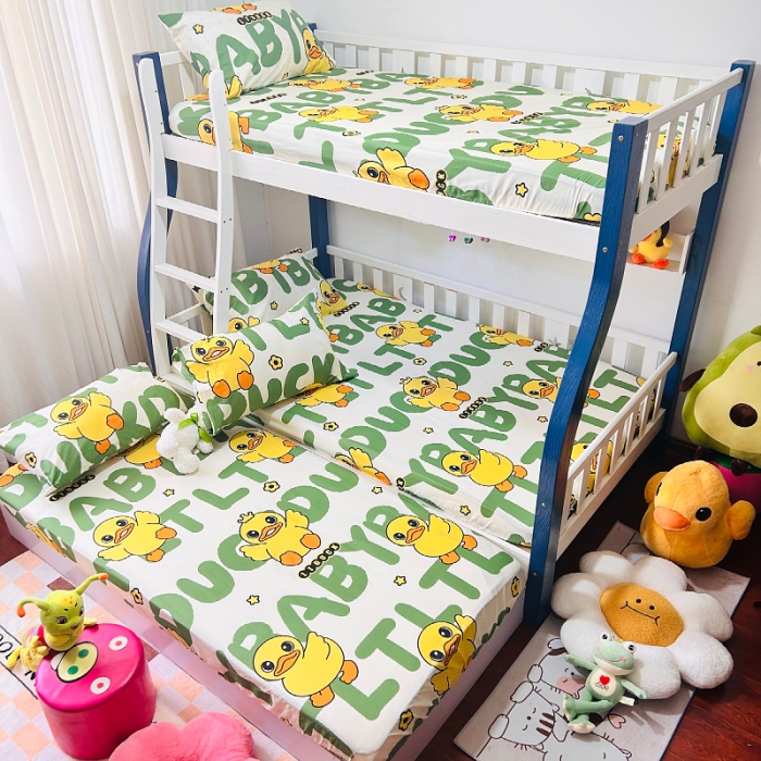 91家纺网 家纺一手货源 找家纺 小虾米 2023新款上下铺小黄鸭系列全棉床笠（可定制） 字母鸭