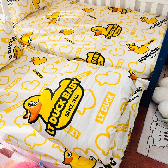 91家纺网 家纺一手货源 找家纺 小虾米 2023新款上下铺小黄鸭系列全棉被套 航帆启航