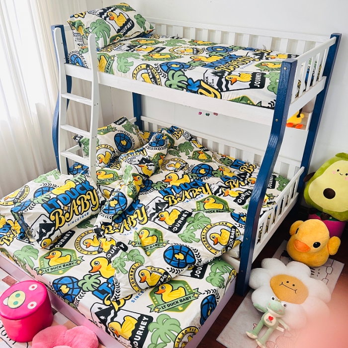 91家纺网 家纺一手货源 找家纺 小虾米 2023新款上下铺小黄鸭系列全棉被套 假日鸭