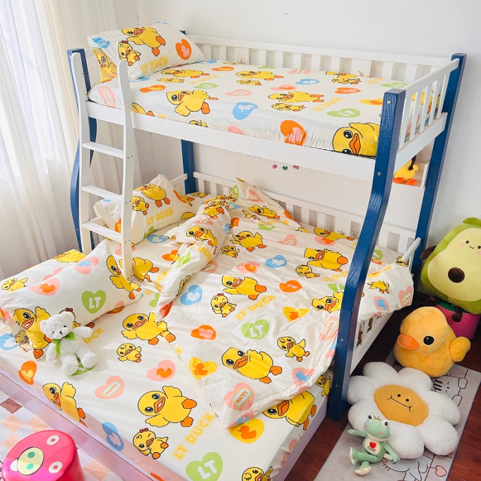 91家纺网 家纺一手货源 找家纺 小虾米 2023新款上下铺小黄鸭系列全棉被套 可爱鸭