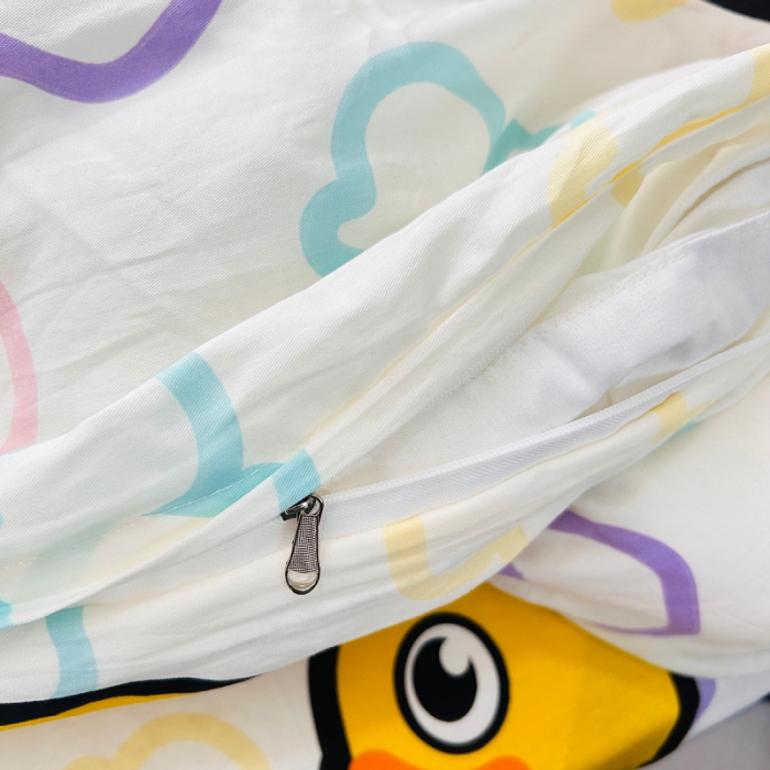 91家纺网 家纺一手货源 找家纺 小虾米 2023新款上下铺小黄鸭系列全棉被套 五彩缤纷