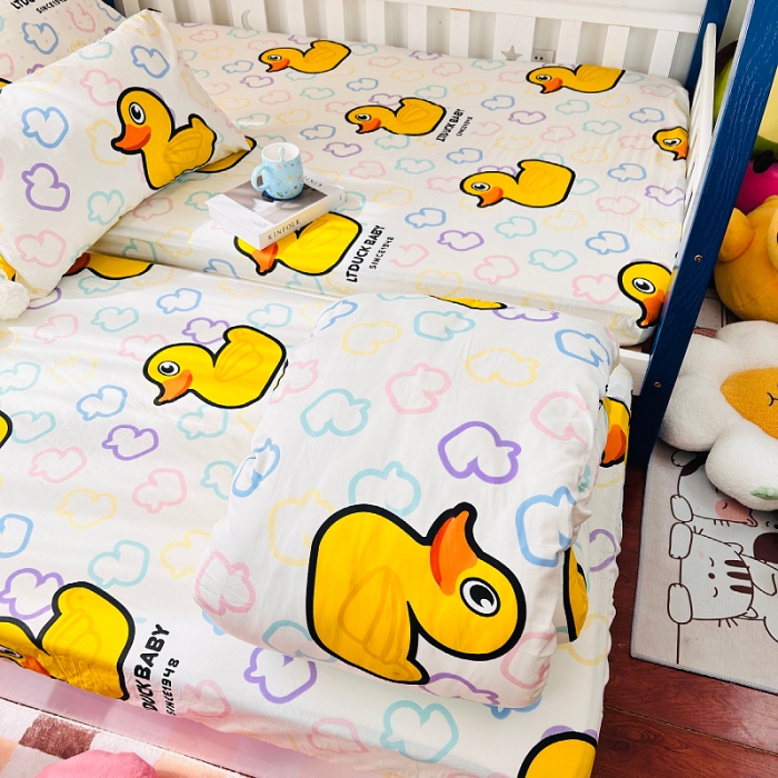 91家纺网 家纺一手货源 找家纺 小虾米 2023新款上下铺小黄鸭系列全棉被套 五彩缤纷