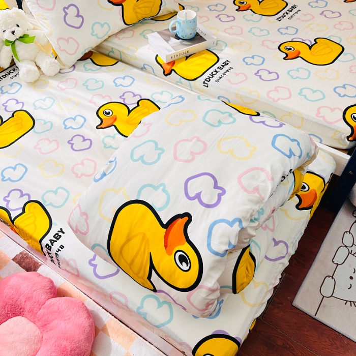 91家纺网 家纺一手货源 找家纺 小虾米 2023新款上下铺小黄鸭系列全棉被套 五彩缤纷