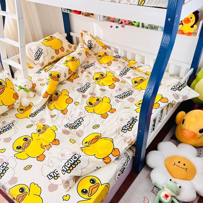 91家纺网 家纺一手货源 找家纺 小虾米 2023新款上下铺小黄鸭系列全棉被套 心想事成鸭