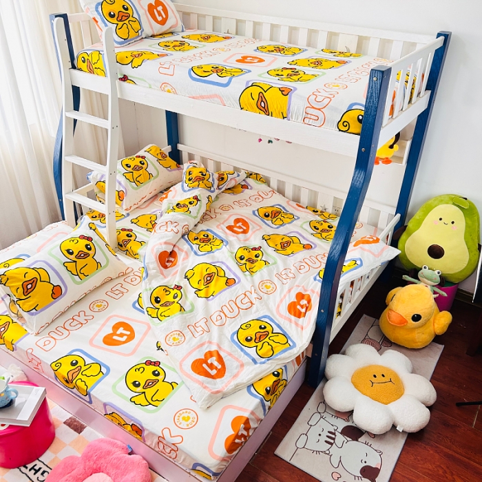 91家纺网 家纺一手货源 找家纺 小虾米 2023新款上下铺小黄鸭系列全棉被套 鸭鸭公主
