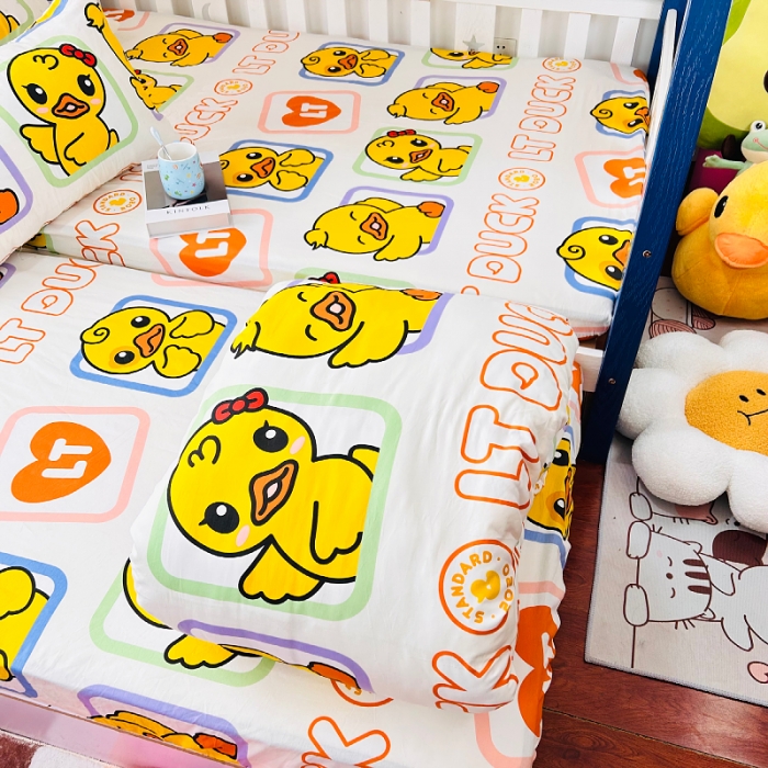 91家纺网 家纺一手货源 找家纺 小虾米 2023新款上下铺小黄鸭系列全棉被套 鸭鸭公主