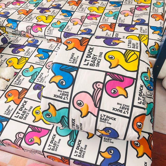 91家纺网 家纺一手货源 找家纺 小虾米 2023新款上下铺小黄鸭系列全棉被套 摇滚鸭