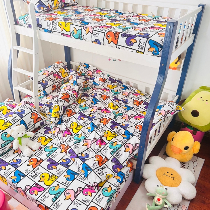 91家纺网 家纺一手货源 找家纺 小虾米 2023新款上下铺小黄鸭系列全棉被套 摇滚鸭