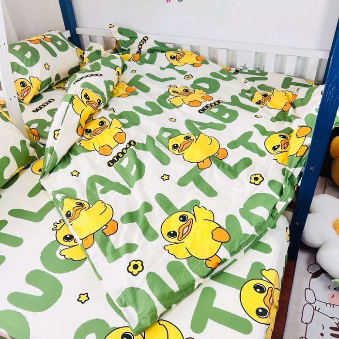 91家纺网 家纺一手货源 找家纺 小虾米 2023新款上下铺小黄鸭系列全棉被套 字母鸭
