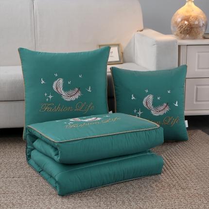 91家纺网 家纺一手货源 找家纺 照世2023新款13372全棉简约羽毛系列抱枕被 绿色