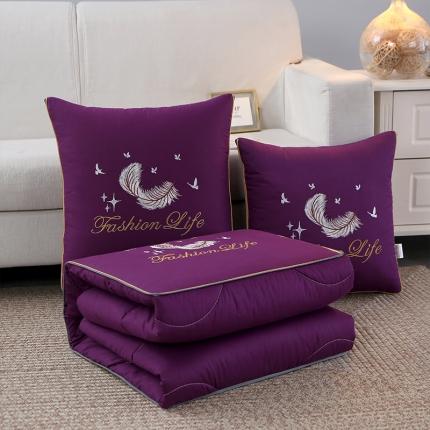 91家纺网 家纺一手货源 找家纺 照世2023新款13372全棉简约羽毛系列抱枕被 紫色