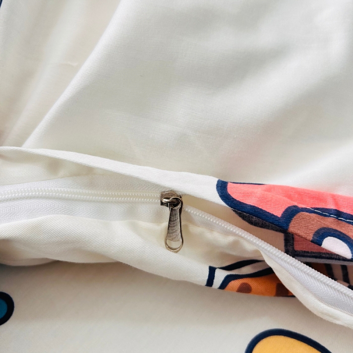 91家纺网 家纺一手货源 找家纺 小虾米 2023新款卡通系列全棉被套 爱的旅途