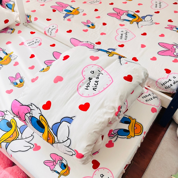 91家纺网 家纺一手货源 找家纺 小虾米 2023新款卡通系列全棉被套 黛西公主