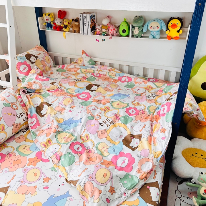 91家纺网 家纺一手货源 找家纺 小虾米 2023新款卡通系列全棉被套 萝卜女孩