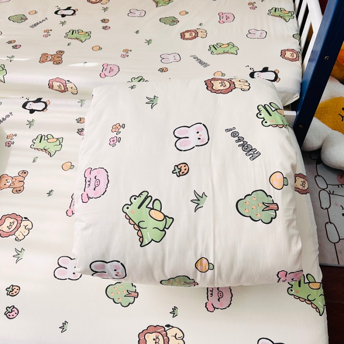 91家纺网 家纺一手货源 找家纺 小虾米 2023新款卡通系列全棉被套 野餐派对
