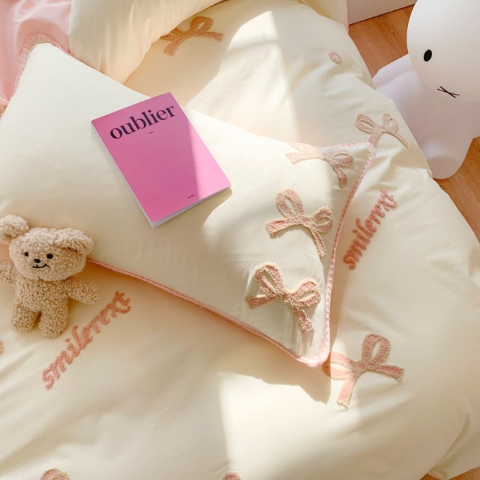 91家纺网 家纺一手货源 找家纺 （总）蜜柚 2024新款全棉三角针毛巾绣四件套