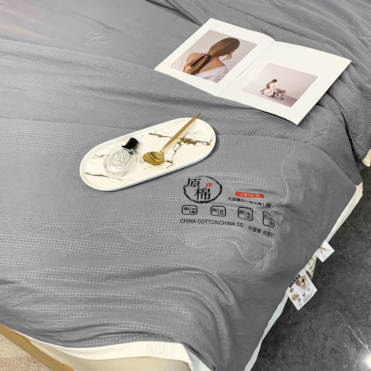 91家纺网 家纺一手货源 找家纺 爱宝 2025新款泡泡纱夏被 泡泡纱-灰色