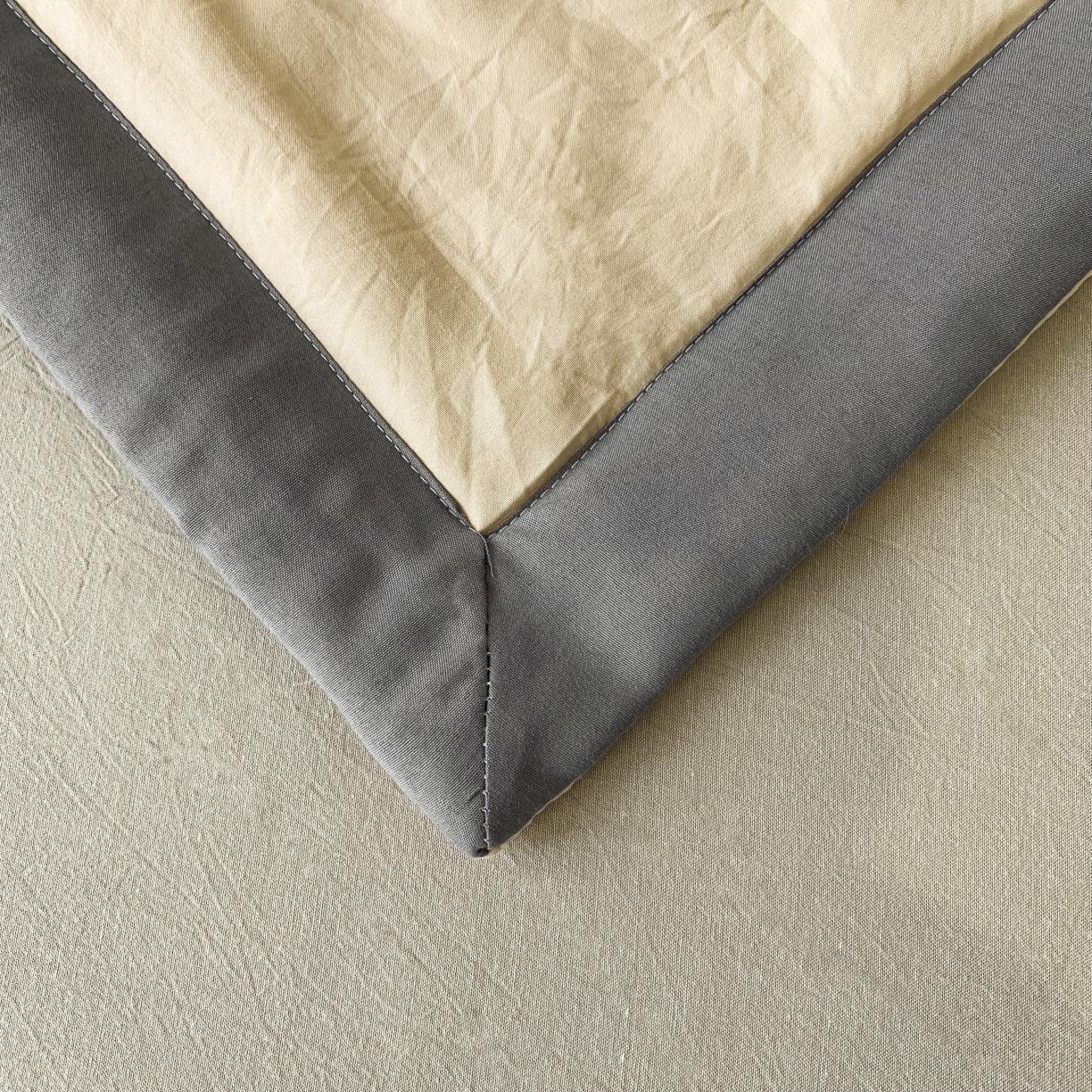 91家纺网 家纺一手货源 找家纺 2025爱宝被业手包边原棉被直播夏凉被 姜黄