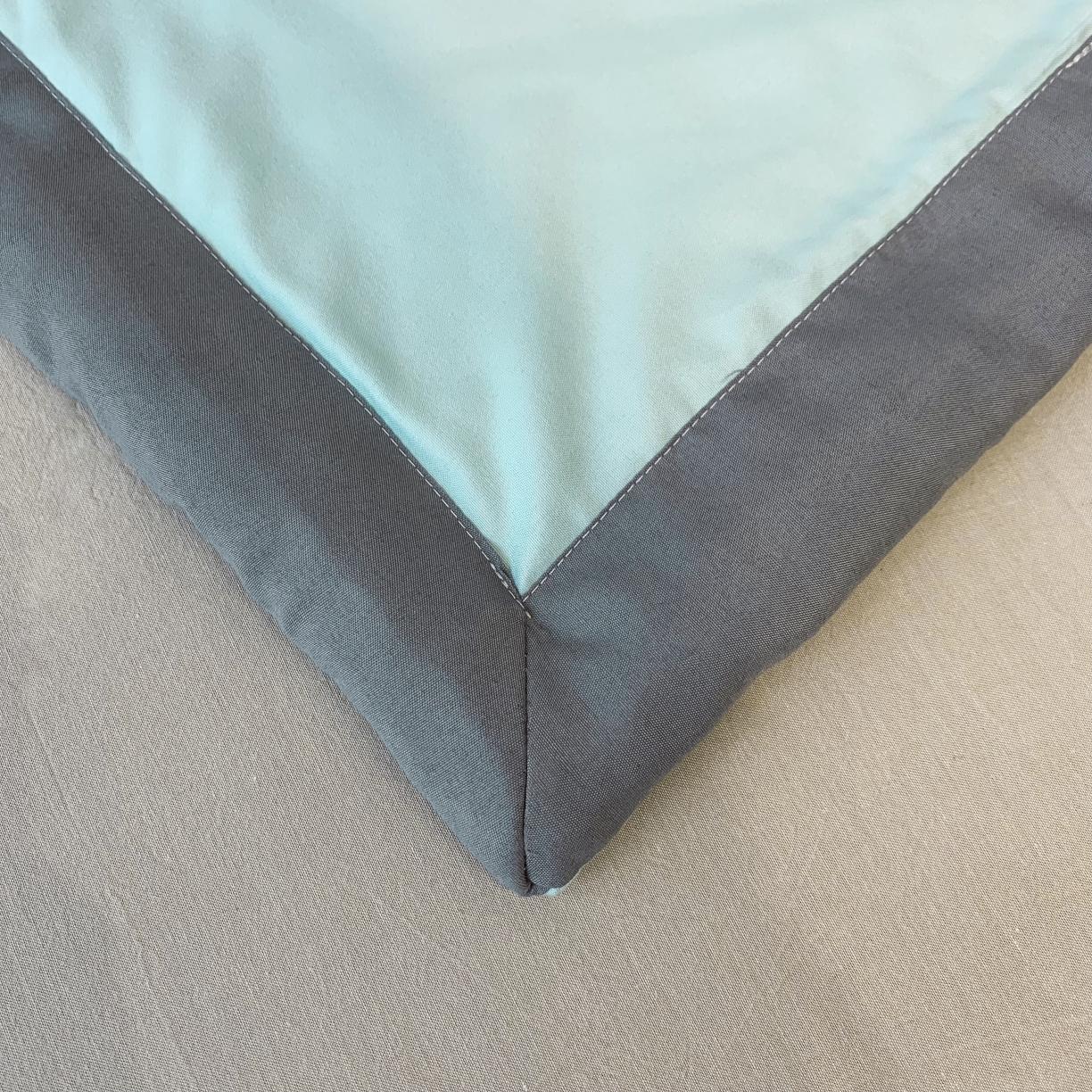 91家纺网 家纺一手货源 找家纺 2025爱宝被业手包边原棉被直播夏凉被 水绿