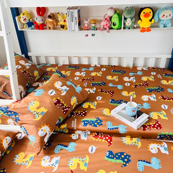 91家纺网 家纺一手货源 找家纺 小虾米 2023新款卡通系列全棉床笠（可定制） 恐龙日记咖