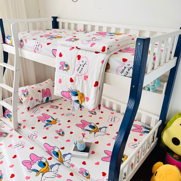 91家纺网 家纺一手货源 找家纺 小虾米 2023新款卡通系列全棉夏被 黛西公主