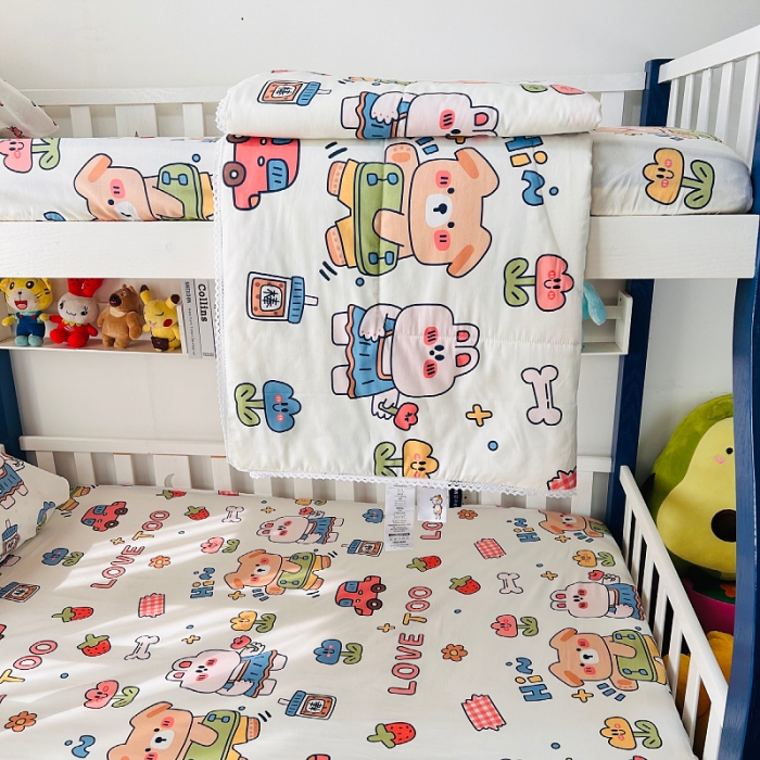 91家纺网 家纺一手货源 找家纺 小虾米 2023新款卡通系列全棉夏被 爱的旅途