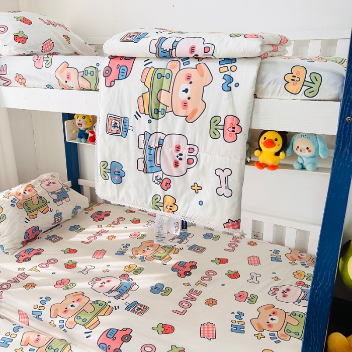 91家纺网 家纺一手货源 找家纺 小虾米 2023新款卡通系列全棉夏被 爱的旅途