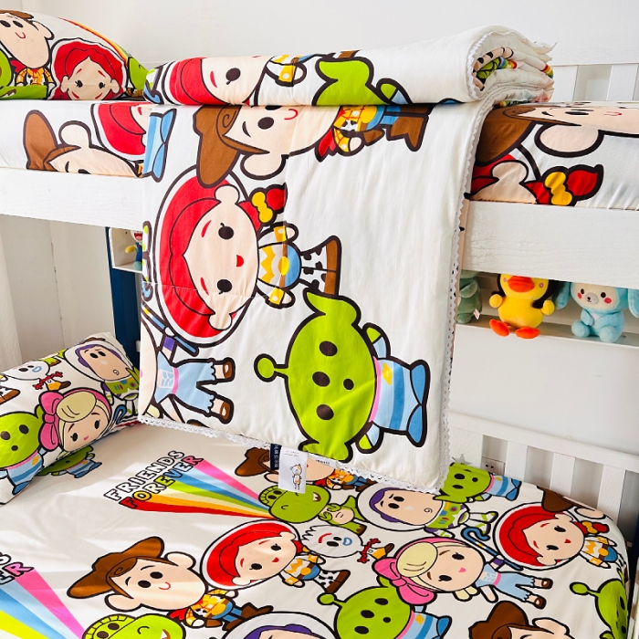 91家纺网 家纺一手货源 找家纺 小虾米 2023新款卡通系列全棉夏被 巴斯光年