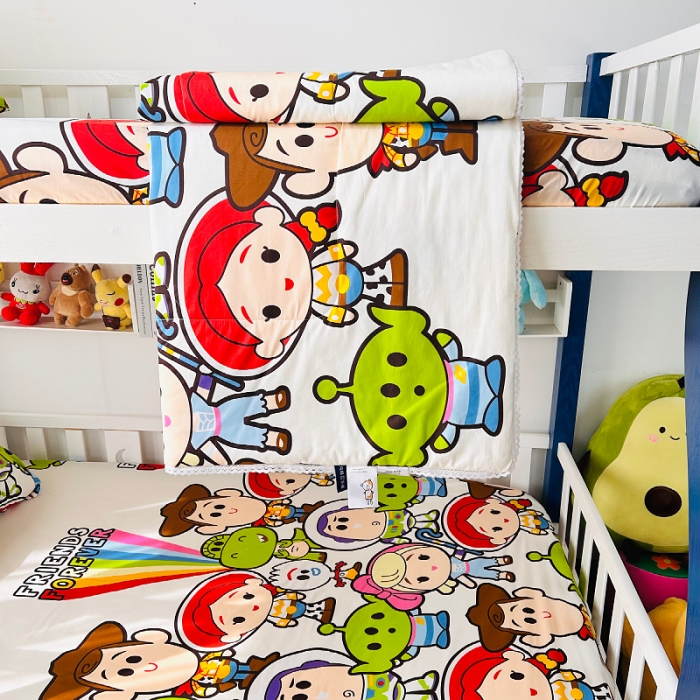 91家纺网 家纺一手货源 找家纺 小虾米 2023新款卡通系列全棉夏被 巴斯光年
