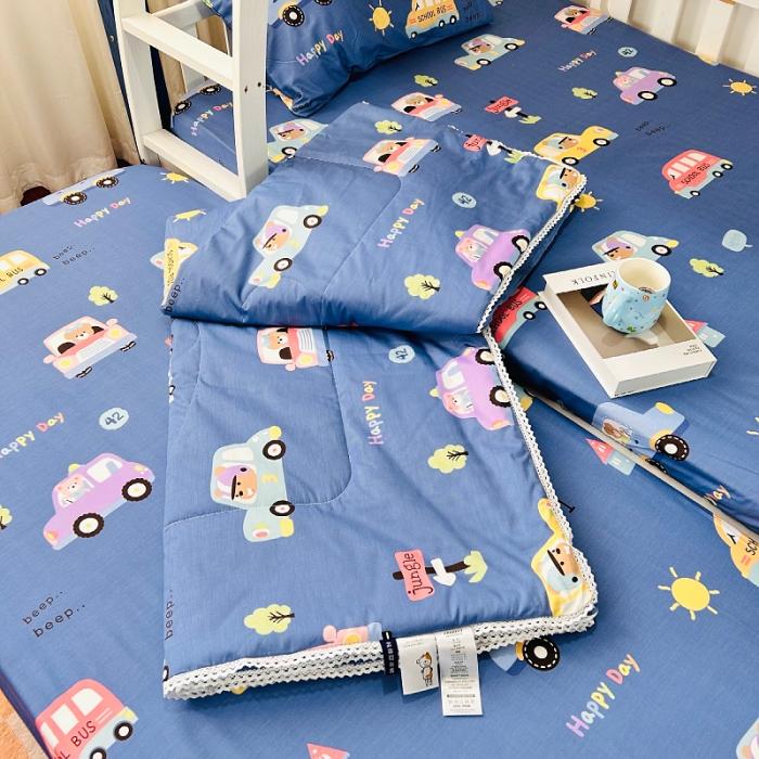 91家纺网 家纺一手货源 找家纺 小虾米 2023新款卡通系列全棉夏被 宝宝巴士蓝