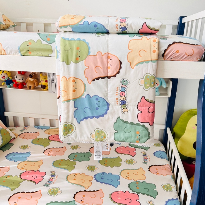 91家纺网 家纺一手货源 找家纺 小虾米 2023新款卡通系列全棉夏被 活力恐龙