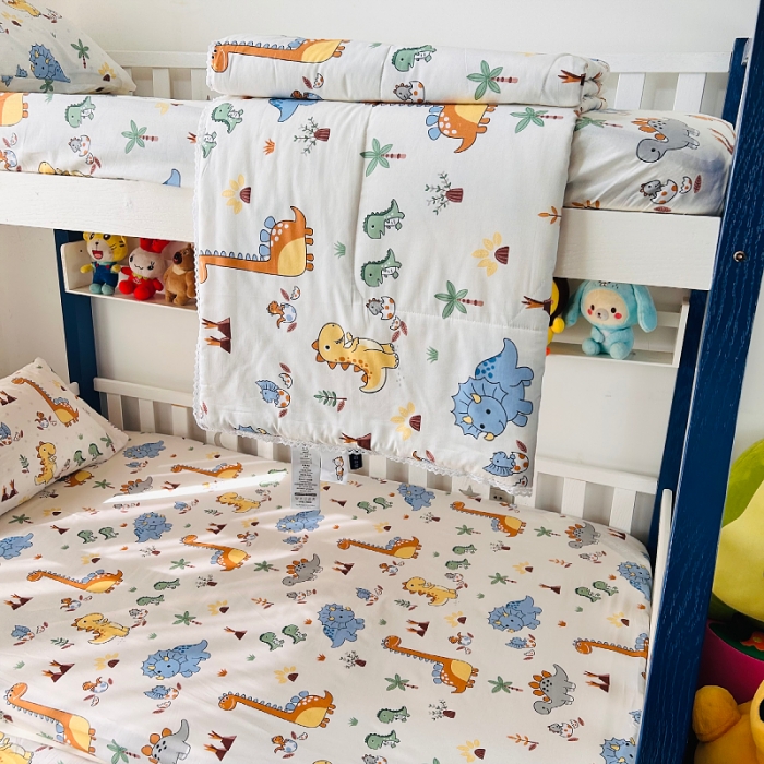91家纺网 家纺一手货源 找家纺 小虾米 2023新款卡通系列全棉夏被 恐龙仔仔