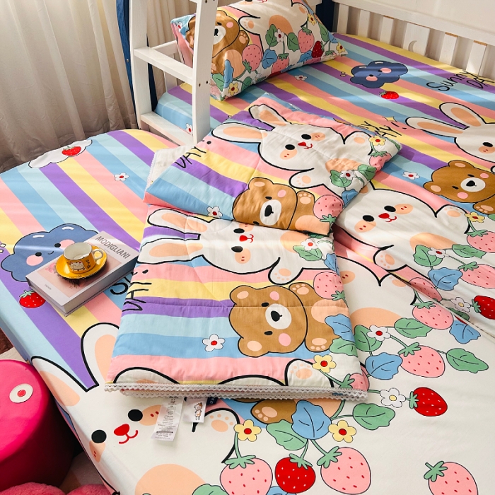 91家纺网 家纺一手货源 找家纺 小虾米 2023新款卡通系列全棉夏被 天真小兔