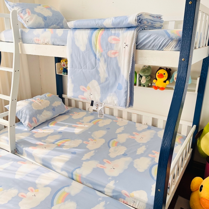 91家纺网 家纺一手货源 找家纺 小虾米 2023新款卡通系列全棉夏被 阳光彩虹