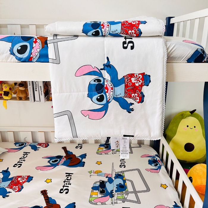91家纺网 家纺一手货源 找家纺 小虾米 2023新款卡通系列全棉夏被 摇滚史迪仔
