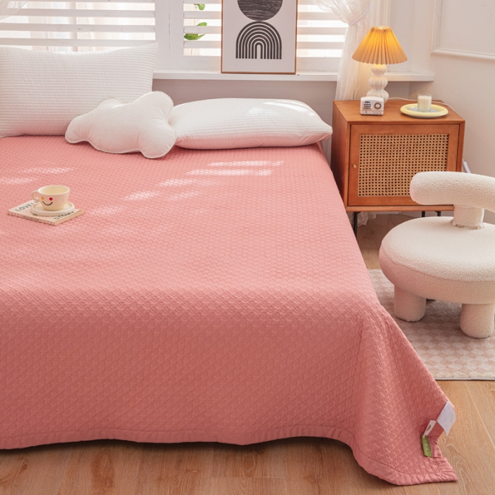 91家纺网 家纺一手货源 找家纺 卡奥  2023新款天丝床盖夏被 绯樱粉