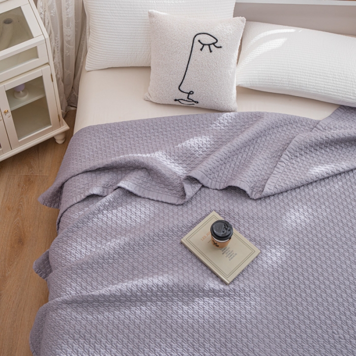 91家纺网 家纺一手货源 找家纺 卡奥  2023新款天丝床盖夏被 罗马灰