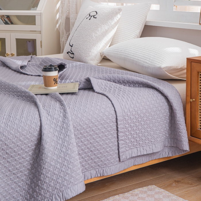 91家纺网 家纺一手货源 找家纺 卡奥  2023新款天丝床盖夏被 罗马灰