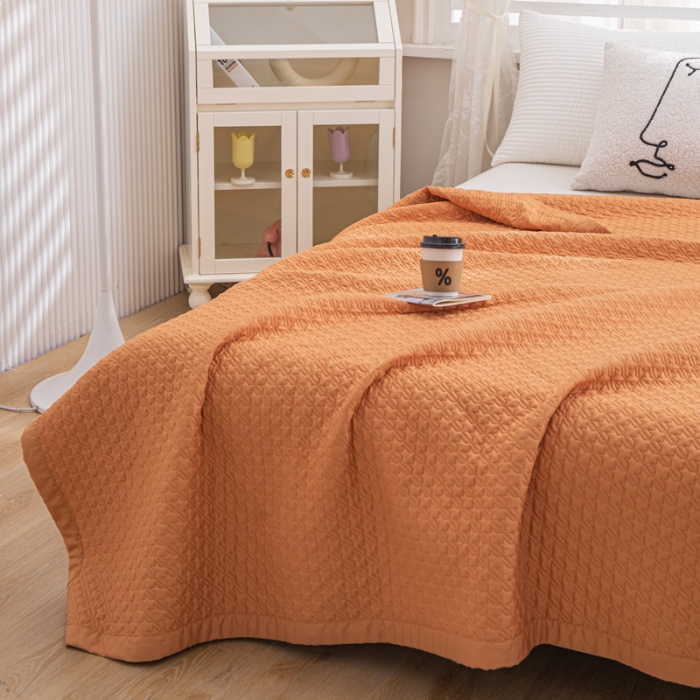 91家纺网 家纺一手货源 找家纺 卡奥  2023新款天丝床盖夏被 雾橙