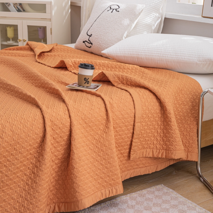 91家纺网 家纺一手货源 找家纺 卡奥  2023新款天丝床盖夏被 雾橙