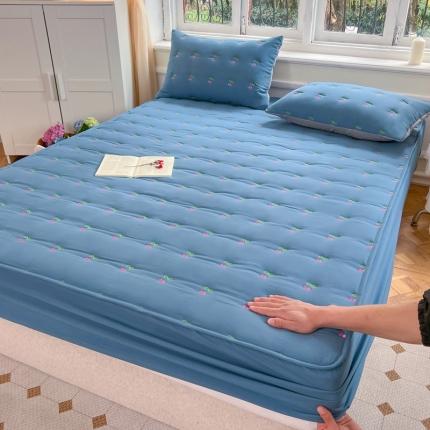 91家纺网 家纺一手货源 找家纺 尊康家纺（原磊科） 2024亲肤奶昔棉夹棉床笠樱桃系列 樱桃-宾利蓝